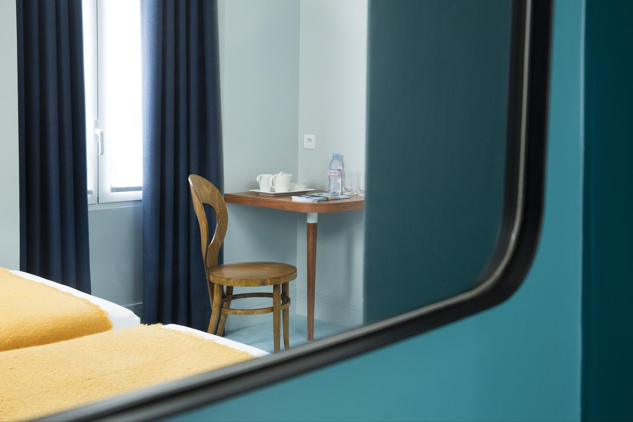 פריז Hotel Celeste Batignolles Montmartre חדר תמונה